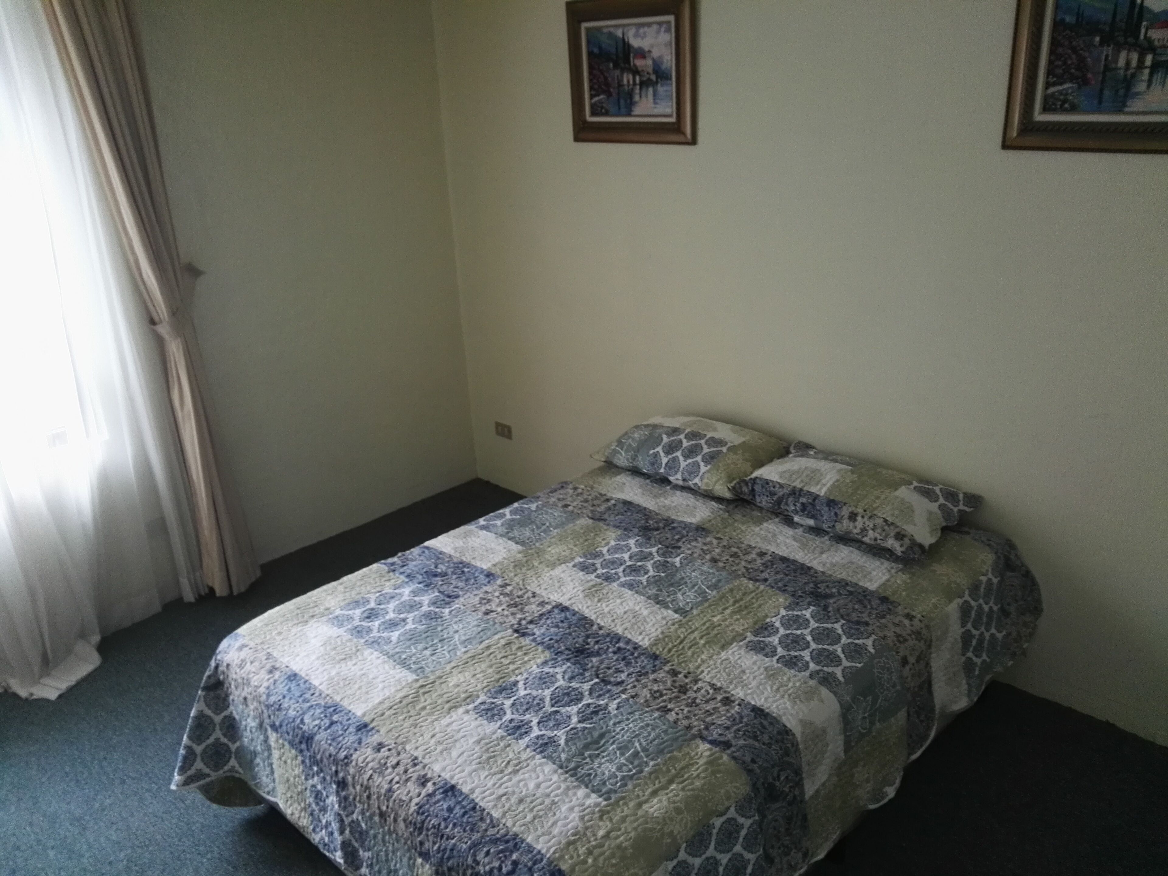 2 bedrooms, Internet, bed sheets