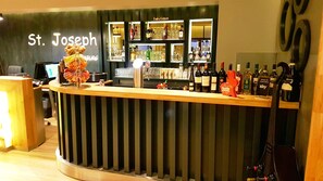 Bar (en el alojamiento)