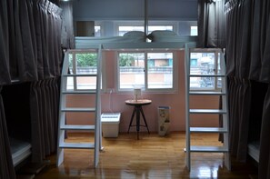 舒适宿舍, 男女混合宿舍, 公共浴室 | 遮光窗帘、隔音、免费 WiFi、床单