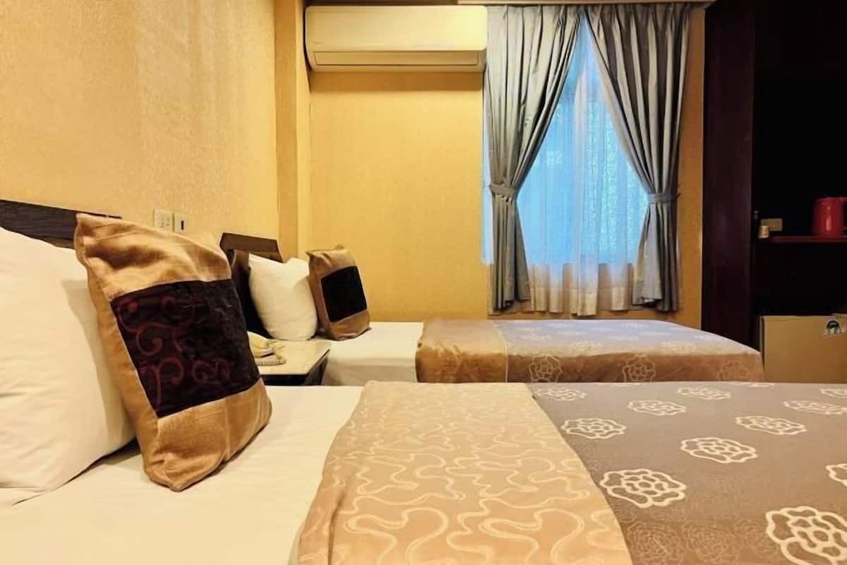 Desk, blackout drapes, WiFi (free), bed sheets
