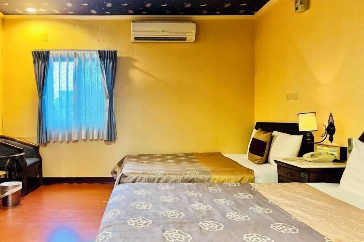 Desk, blackout drapes, WiFi (free), bed sheets