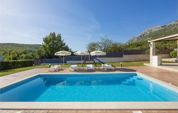 Alberca al aire libre 