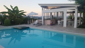 Alberca al aire libre