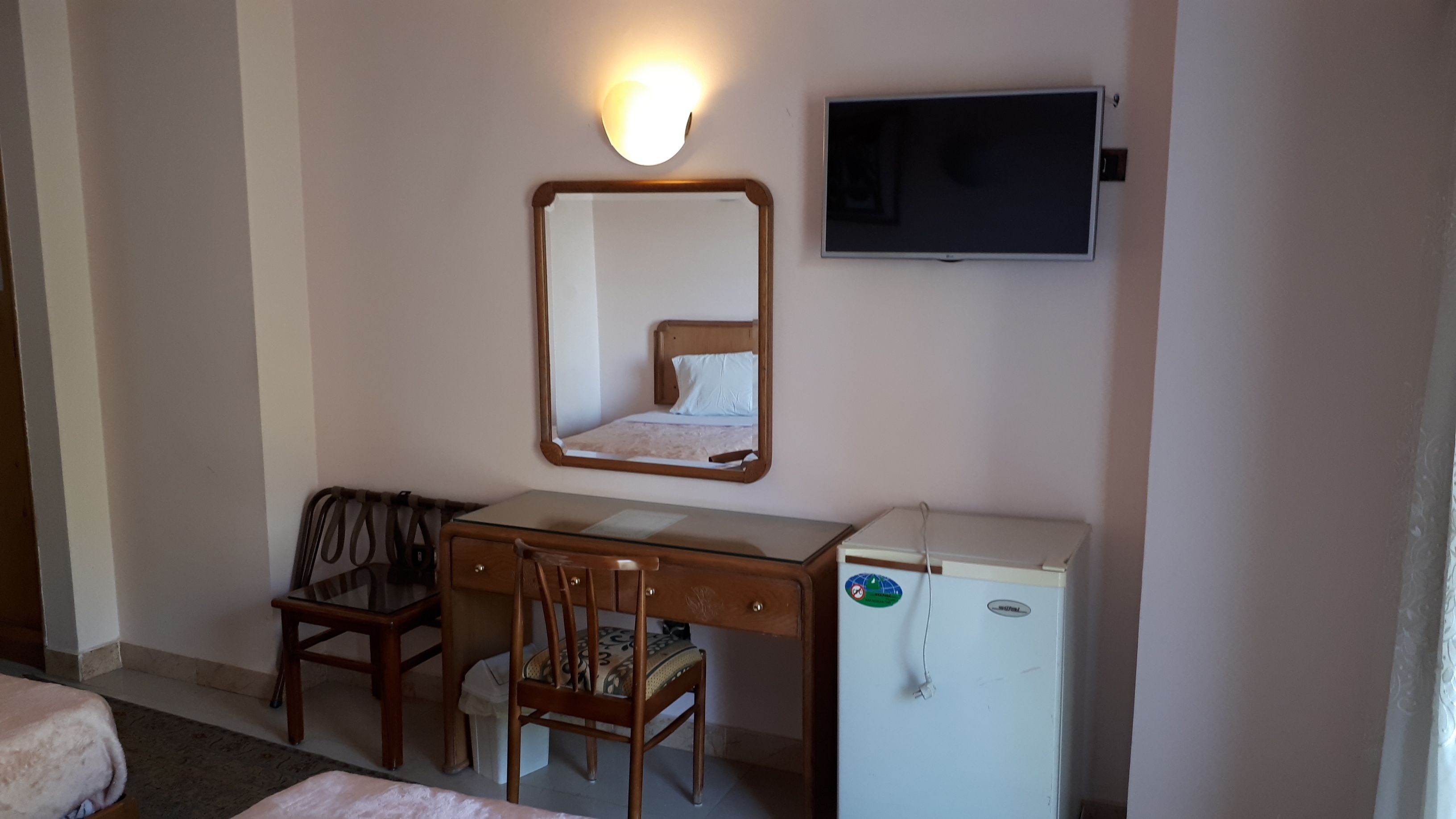 Photo - New Pola Hotel