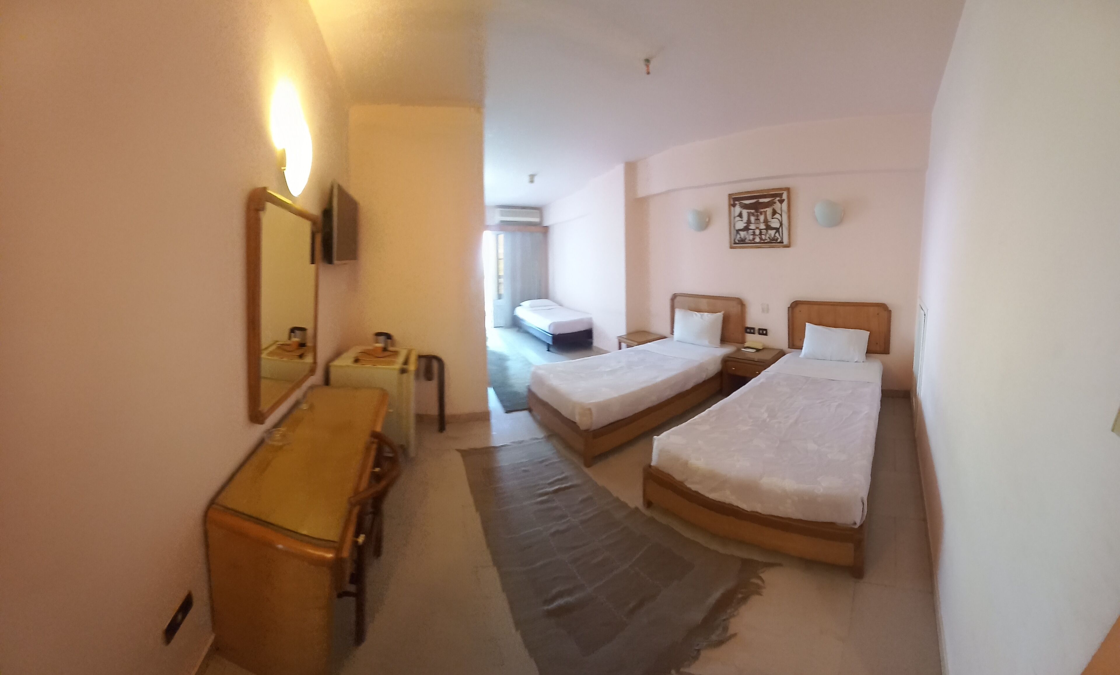 Family Triple Room | In-room safe, blackout drapes, rollaway beds, bed sheets