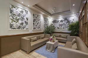 Lobby sitting area - Olive Resorts & Villas (Kurai)
