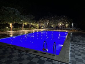 Indoor pool - Olive Resorts & Villas (Kurai)