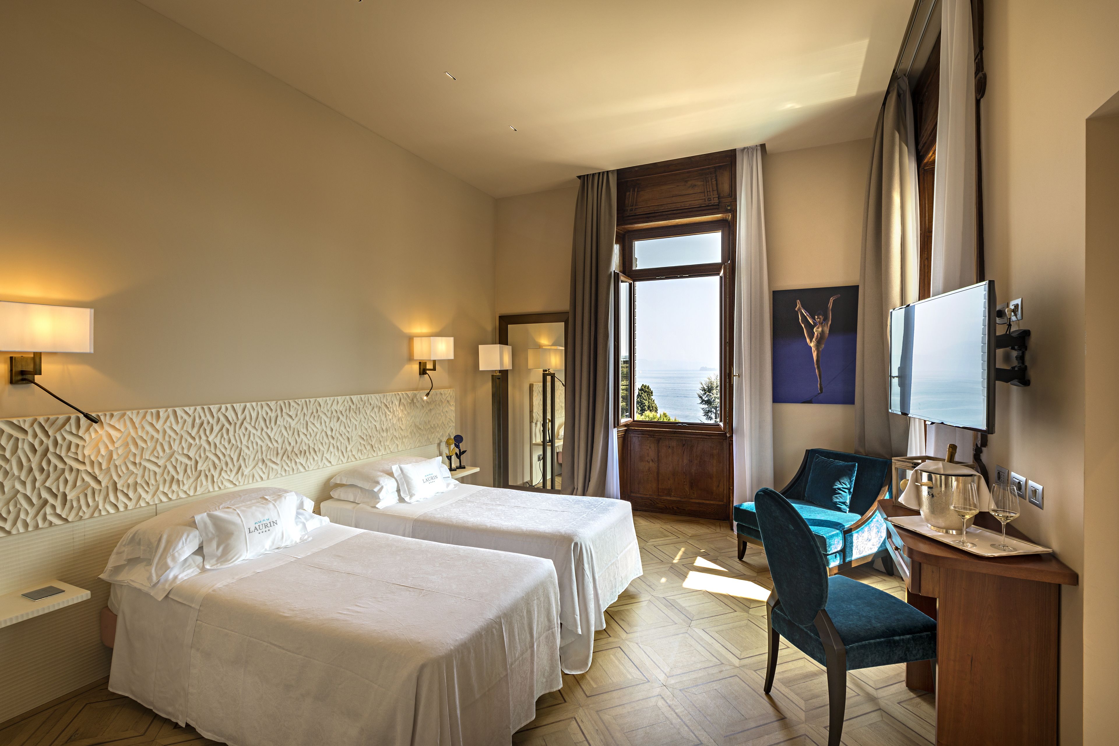 junior double room, balcony, lakeside | premium bedding, minibar, in-room safe, desk