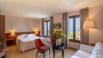 Doppia Junior, lato lago | Biancheria da letto di alta qualità, minibar, una cassaforte in camera