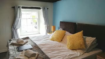 Premium bedding, free WiFi, bed sheets