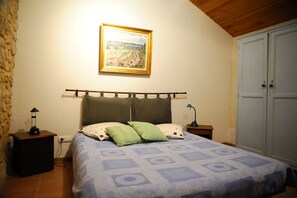 Doppelzimmer | Individuell dekoriert, individuell eingerichtet, Babybetten