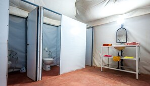 Shower, towels - GSN Camp Agafay (Agafay)