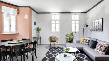 Superior Two Bedroom Apartment with Balcony | 2 bedrooms, in-room safe, desk, laptop workspace