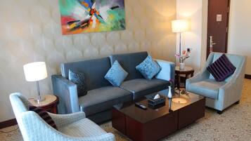 1 bedroom, premium bedding, minibar, in-room safe