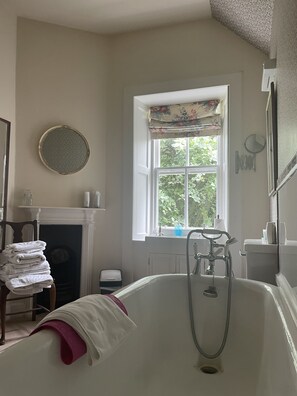 Bathroom - Clint Lodge (Melrose)