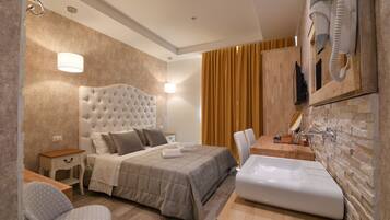 Superior Double Room | Bathroom