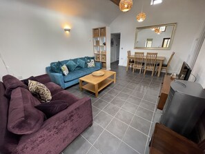 Ferienhaus, 2 Schlafzimmer (The Farrows) | Bügeleisen/Bügelbrett, kostenloses WLAN, Bettwäsche