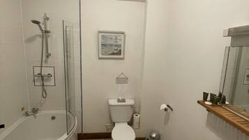 Cottage, 2 Bedrooms (The Barn) | Bathroom | Hair dryer, towels