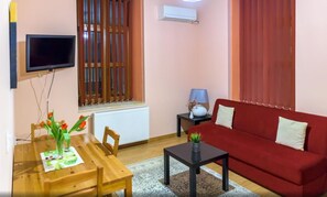 Apartment | Living room | TV