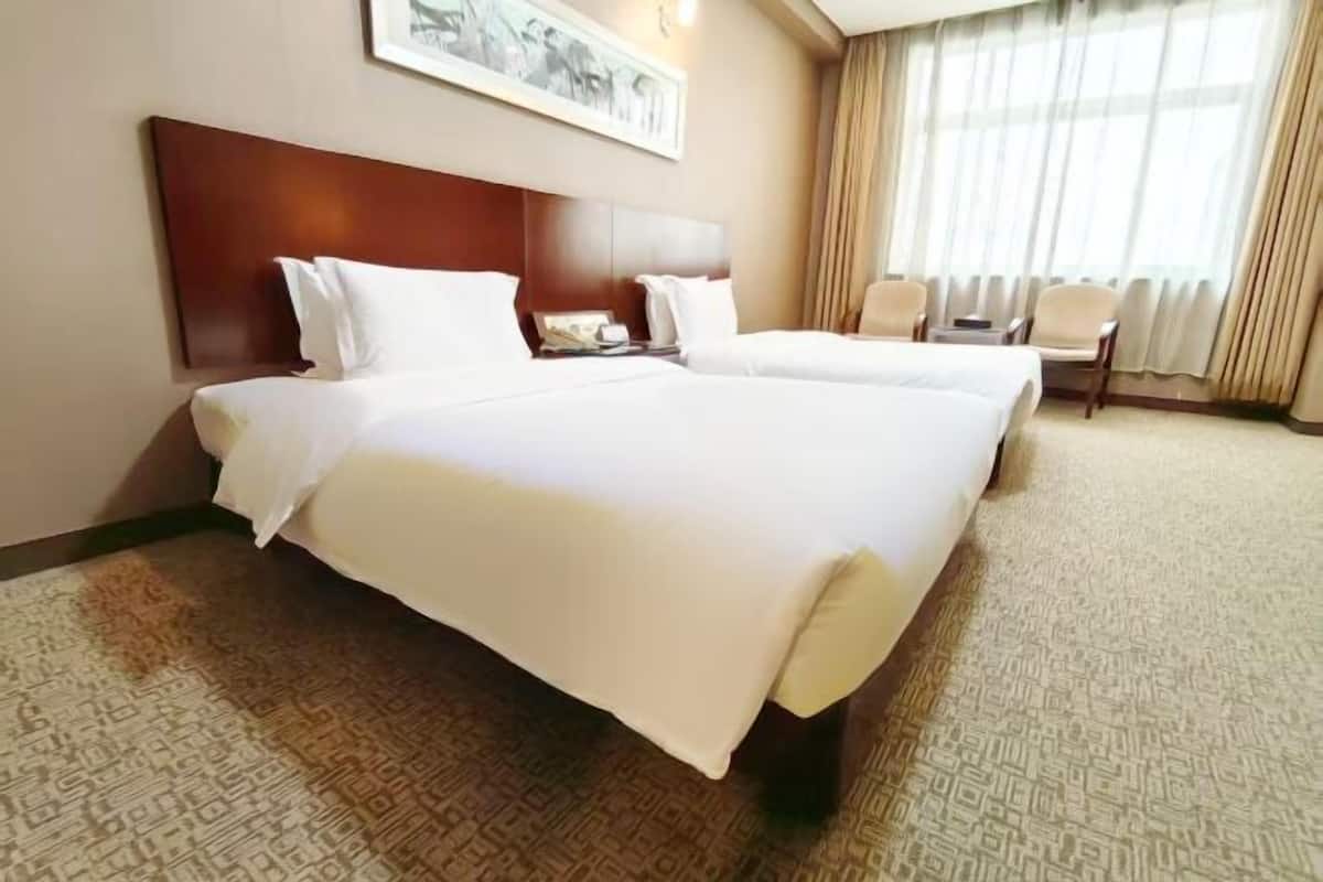 In-room safe, desk, blackout curtains, soundproofing