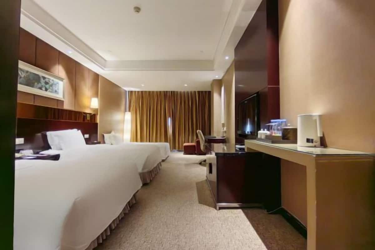 In-room safe, desk, blackout curtains, soundproofing