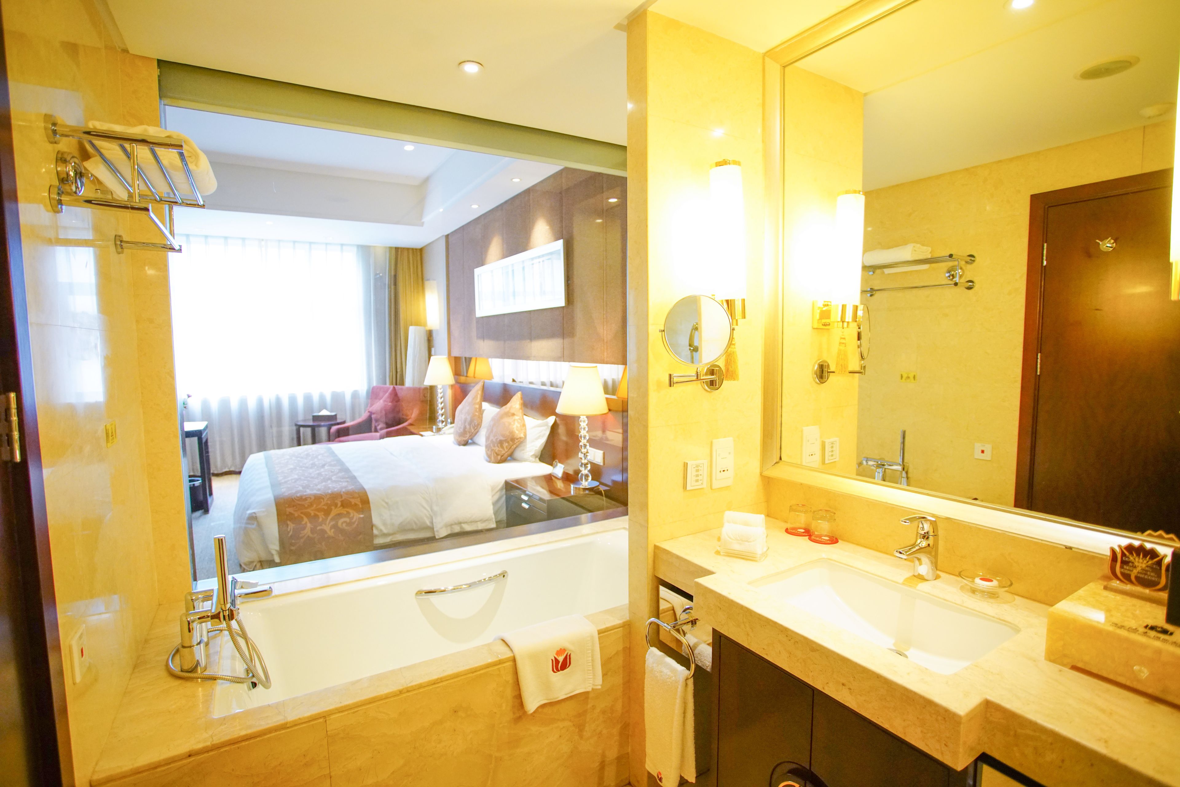 shower, free toiletries, hair dryer, slippers