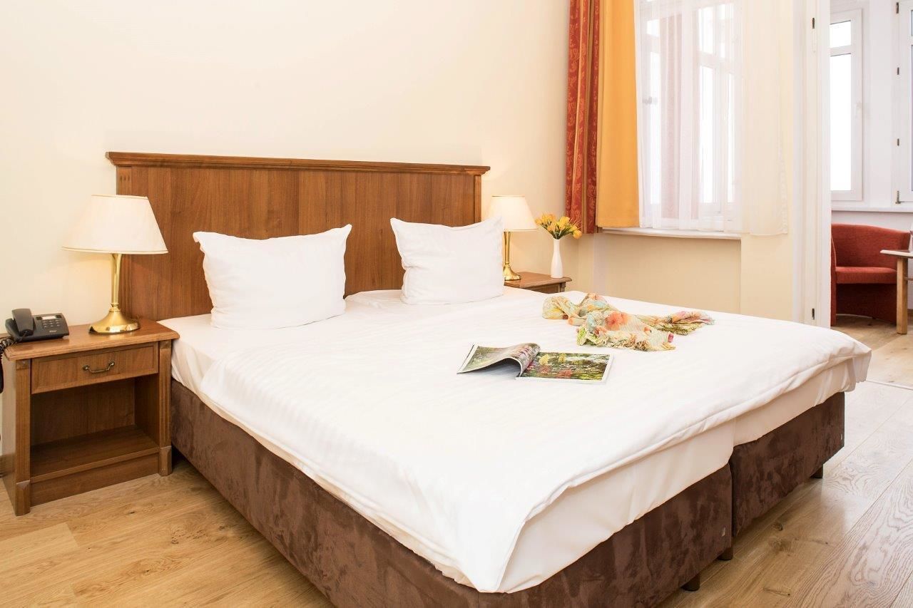 in-room safe, desk, free wifi, bed sheets