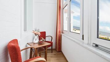 Doppelzimmer, Terrasse, Meerblick | Terrasse/Patio