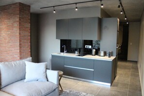 River Suite | Private kitchen | Fridge, microwave, stovetop, dishwasher - Die Laan 2 (Stellenbosch)