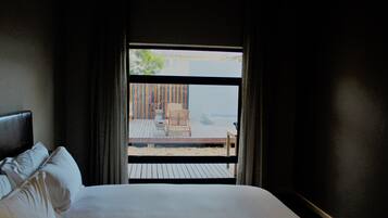Protea Suite | 1 bedroom, premium bedding, in-room safe, desk