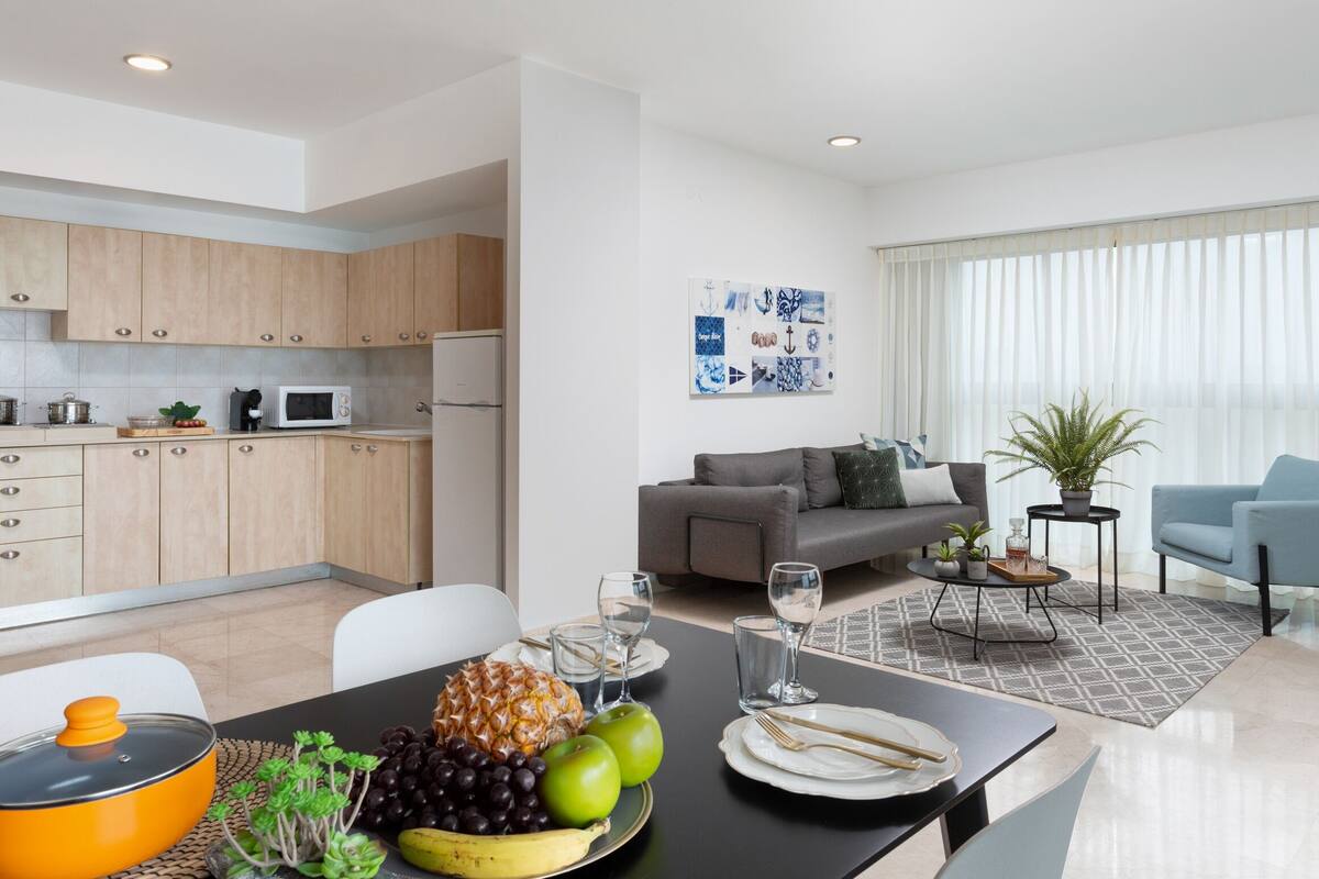 Appartement, 2 slaapkamers, uitzicht op zee | 2 slaapkamers, een kluis op de kamer, geluiddichte muren