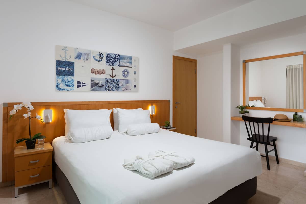 2 slaapkamers, een kluis op de kamer, geluiddichte muren