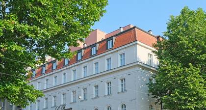 Le Premier Boutique Hotel