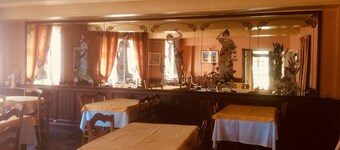 Hôtel Du Commerce