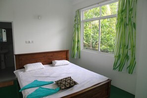 1 bedroom, minibar, free WiFi - easy life happy home (Weligama)