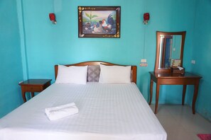 Standard Double Room | Free WiFi