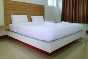 Deluxe Room with Jacuzzi | Blackout drapes, free WiFi - Pool House Lanska (Lan Saka)