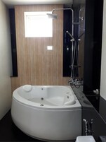 Bañera profunda