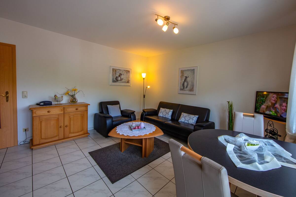 Holiday Apartment 2 Spätburgunder | Living area