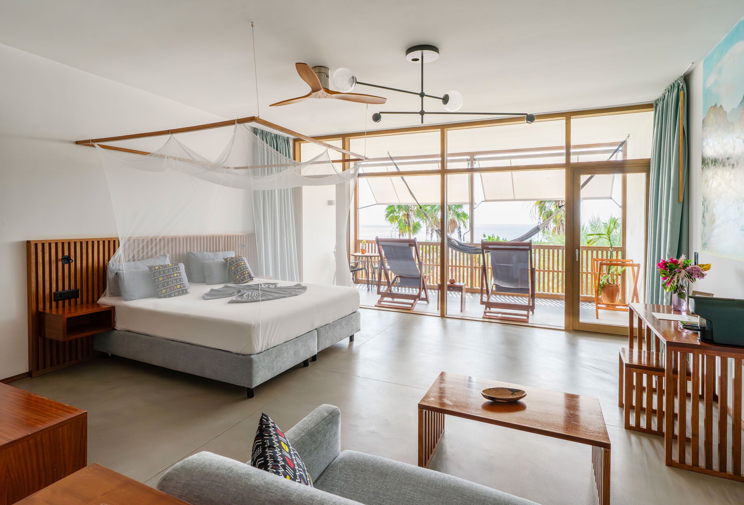 Panoramic Double Room, Sea View | Living area