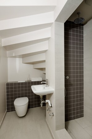 Apartment, 3 Bedrooms (Hverfisgata 55) | Bathroom | Free toiletries, hair dryer, slippers, towels - Old Charm Reykjavik Apartments (Reykjavik)