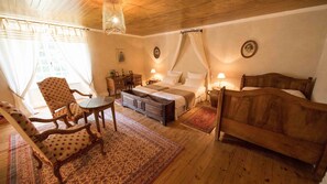 Family Room (Violette) | View from room