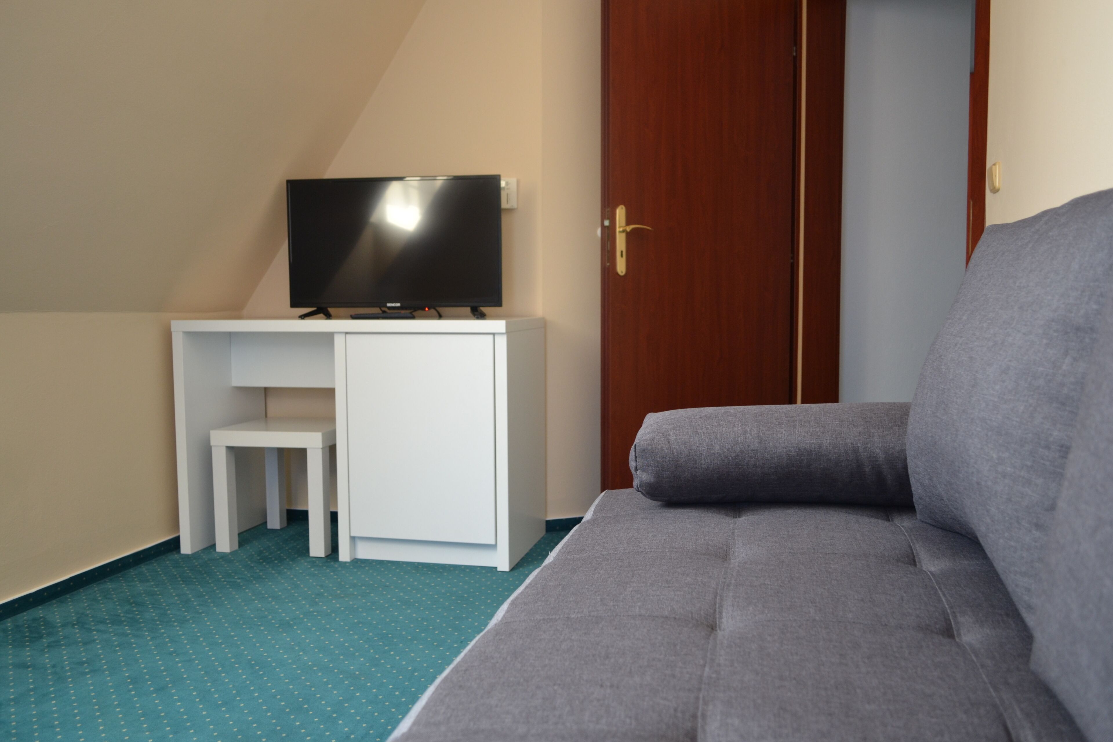 family suite, mountain view | room amenity