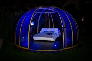 Habitación doble (Open Sky) | Bañera de hidromasaje al aire libre