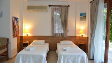 Apartment | Desk, laptop workspace, free WiFi, bed sheets