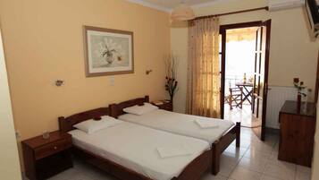 Insonorización, tabla de planchar con plancha y wifi gratis