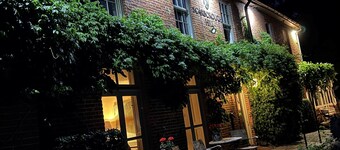 Scarborough Hill Country Inn