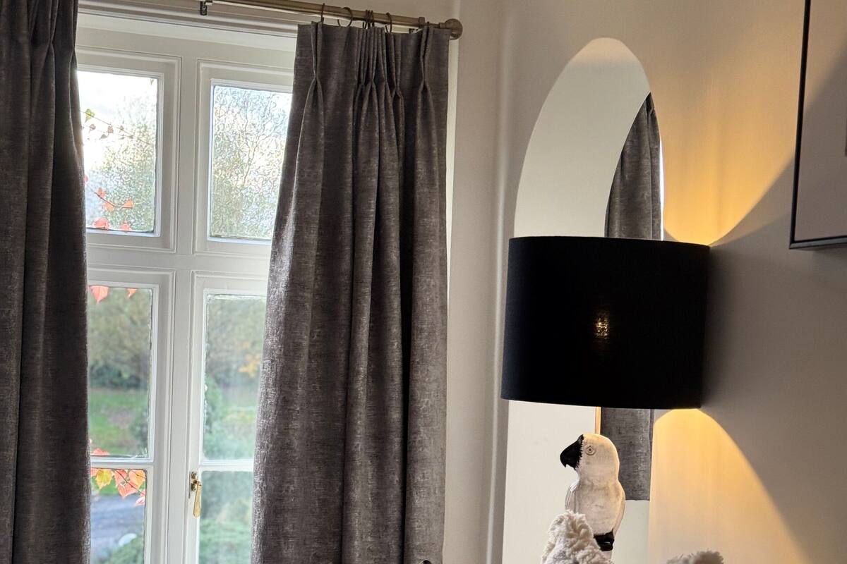 Kahden hengen exclusive-huone, 1 suuri parisänky, näköala puutarhaan | 1 makuuhuone, silitysrauta/-lauta, vauvansängyt, ilmainen Wi-Fi