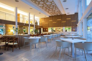Bar (in der Unterkunft)