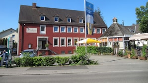 Nicht klassifiziertes Bild, 5 von 9, Schaltfläche